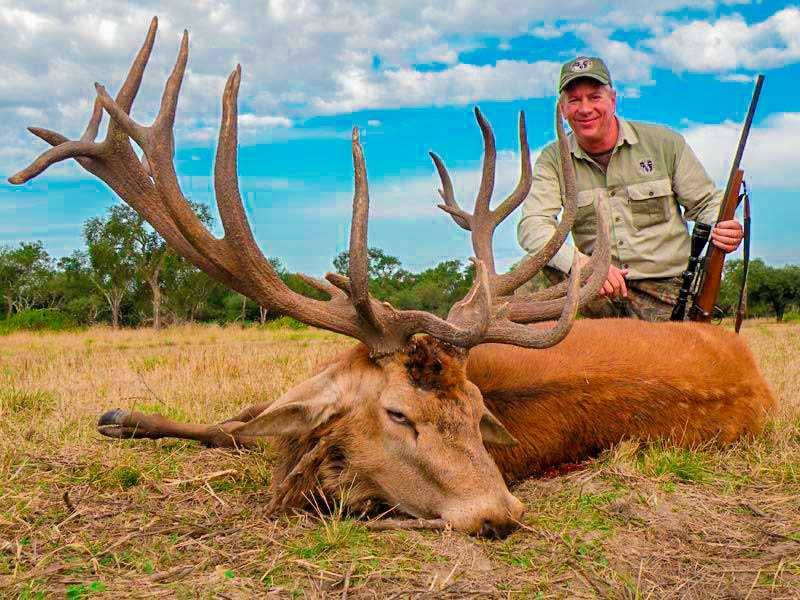 North America Trophy Big Game Hunting Consultant / Booking Agent
